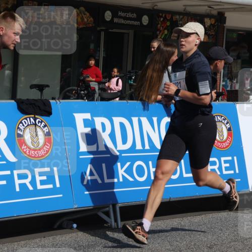 15.09.2024 - PSD Bank Halbmarathon Michael Strokosch http://msf.ph/oto/7077778 15.09.2024 12:18:59 Ziel 1728, 1729, 2149, 2412, 2821, 3106, 3258, 3419, 3446, 3447, 3500, 3561 meine-sportfotos.de