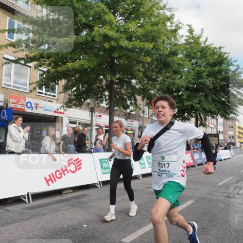 15.09.2024 - PSD Bank Halbmarathon Miley Keyser http://msf.ph/oto/7077779 15.09.2024 12:38:01 Ziel 1816, 2517, 3380, 3415, 3417 meine-sportfotos.de