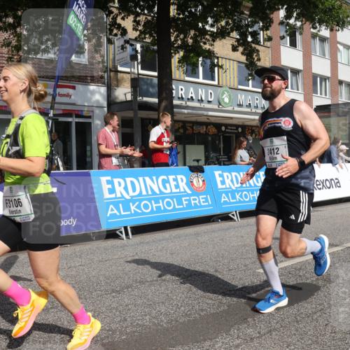 15.09.2024 - PSD Bank Halbmarathon Michael Strokosch http://msf.ph/oto/7077836 15.09.2024 12:19:04 Ziel 1728, 1729, 1828, 2412, 2821, 3103, 3106, 3258, 3419, 3446, 3447, 3500, 3561 meine-sportfotos.de