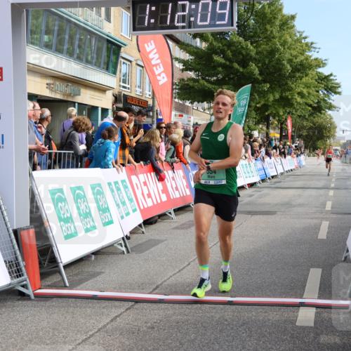15.09.2024 - PSD Bank Halbmarathon Strokosch-Dieckow http://msf.ph/oto/7077864 15.09.2024 11:13:00 Ziel 517, 554, 566 meine-sportfotos.de