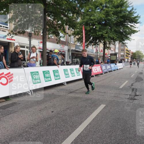 15.09.2024 - PSD Bank Halbmarathon Miley Keyser http://msf.ph/oto/7077889 15.09.2024 12:38:40 Ziel 2285 meine-sportfotos.de