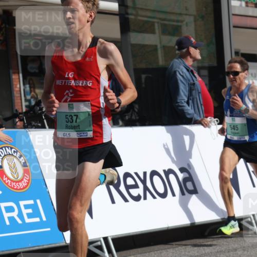 15.09.2024 - PSD Bank Halbmarathon Michael Strokosch http://msf.ph/oto/7077897 15.09.2024 11:11:58 Ziel 503, 537, 545 meine-sportfotos.de