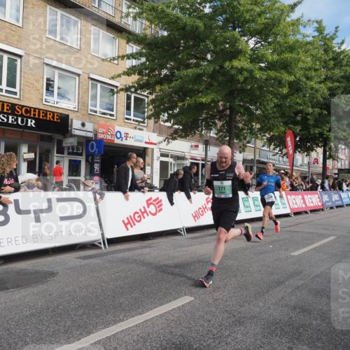 15.09.2024 - PSD Bank Halbmarathon Miley Keyser http://msf.ph/oto/7077900 15.09.2024 11:35:23 Ziel 740, 766, 771, 1044, 1160, 1207, 1221, 1418, 1448, 2619, 2656 meine-sportfotos.de