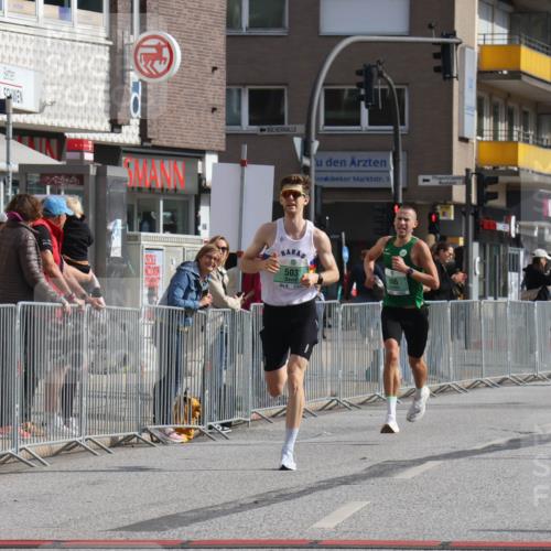 15.09.2024 - PSD Bank Halbmarathon Michael Strokosch http://msf.ph/oto/7077924 15.09.2024 11:12:03 Ziel 503, 506, 530, 537, 545 meine-sportfotos.de
