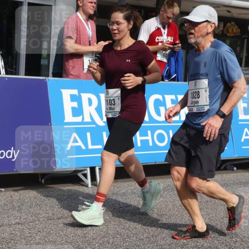 15.09.2024 - PSD Bank Halbmarathon Michael Strokosch http://msf.ph/oto/7077927 15.09.2024 12:19:11 Ziel 1728, 1828, 2412, 3092, 3103, 3106, 3373, 3419, 3446, 3447 meine-sportfotos.de