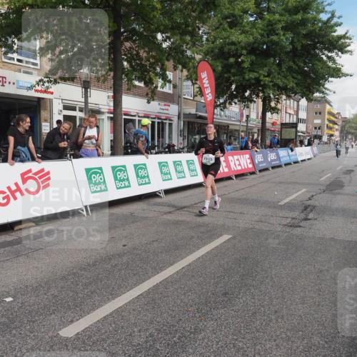 15.09.2024 - PSD Bank Halbmarathon Miley Keyser http://msf.ph/oto/7077928 15.09.2024 12:38:49 Ziel 2285, 3123, 3381 meine-sportfotos.de