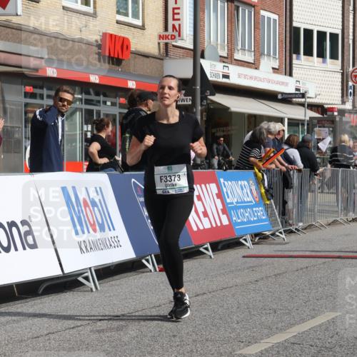 15.09.2024 - PSD Bank Halbmarathon Michael Strokosch http://msf.ph/oto/7077931 15.09.2024 12:19:17 Ziel 1828, 3092, 3103, 3373 meine-sportfotos.de