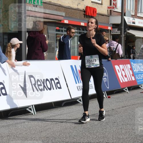 15.09.2024 - PSD Bank Halbmarathon Michael Strokosch http://msf.ph/oto/7077940 15.09.2024 12:19:17 Ziel 1828, 3092, 3103, 3373 meine-sportfotos.de