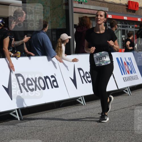15.09.2024 - PSD Bank Halbmarathon Michael Strokosch http://msf.ph/oto/7077954 15.09.2024 12:19:18 Ziel 1828, 3092, 3103, 3373 meine-sportfotos.de