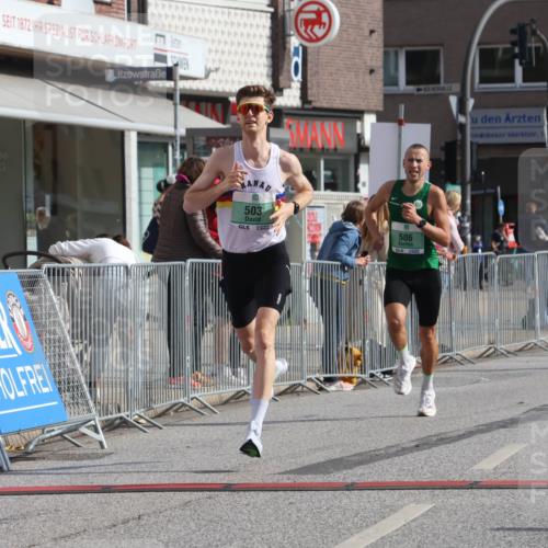 15.09.2024 - PSD Bank Halbmarathon Michael Strokosch http://msf.ph/oto/7077956 15.09.2024 11:12:04 Ziel 503, 506, 530, 537, 545 meine-sportfotos.de