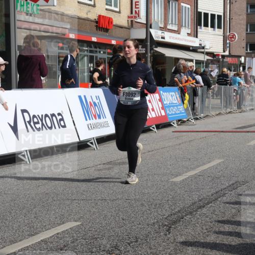 15.09.2024 - PSD Bank Halbmarathon Michael Strokosch http://msf.ph/oto/7077996 15.09.2024 12:19:21 Ziel 1613, 2867, 3092, 3373 meine-sportfotos.de