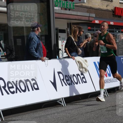 15.09.2024 - PSD Bank Halbmarathon Michael Strokosch http://msf.ph/oto/7078000 15.09.2024 11:12:07 Ziel 503, 506, 530, 537, 545 meine-sportfotos.de
