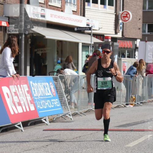 15.09.2024 - PSD Bank Halbmarathon Michael Strokosch http://msf.ph/oto/7078018 15.09.2024 11:12:09 Ziel 503, 506, 526, 530, 537, 545 meine-sportfotos.de