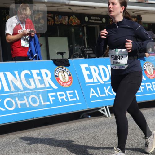 15.09.2024 - PSD Bank Halbmarathon Michael Strokosch http://msf.ph/oto/7078036 15.09.2024 12:19:23 Ziel 1613, 2867, 3092, 3373 meine-sportfotos.de