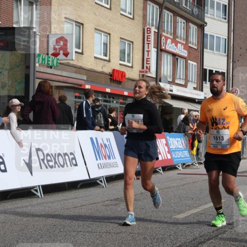 15.09.2024 - PSD Bank Halbmarathon Michael Strokosch http://msf.ph/oto/7078077 15.09.2024 12:19:30 Ziel 1613, 2867, 3092 meine-sportfotos.de