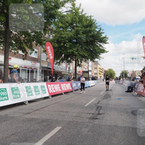 15.09.2024 - PSD Bank Halbmarathon Miley Keyser http://msf.ph/oto/7078078 15.09.2024 12:39:16 Ziel 2523, 2954, 3332, 3333, 3367 meine-sportfotos.de