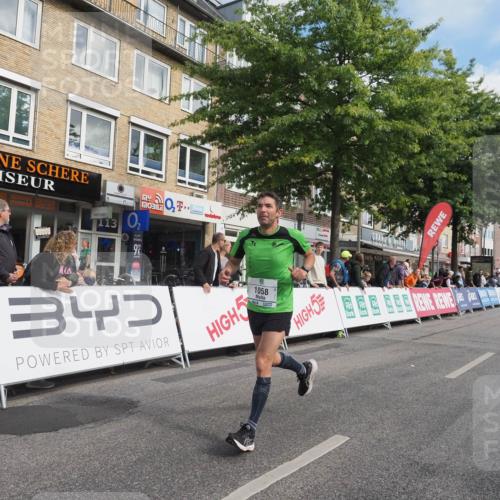 15.09.2024 - PSD Bank Halbmarathon Miley Keyser http://msf.ph/oto/7078106 15.09.2024 11:35:42 Ziel 1039, 1058, 1143, 1160, 2690 meine-sportfotos.de
