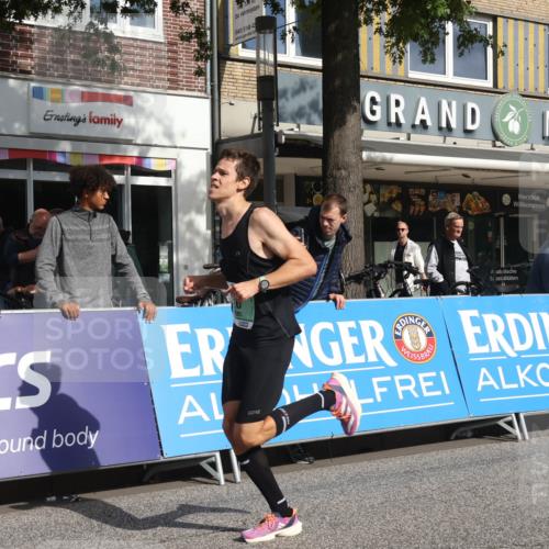 15.09.2024 - PSD Bank Halbmarathon Michael Strokosch http://msf.ph/oto/7078108 15.09.2024 11:12:17 Ziel 503, 506, 526, 530 meine-sportfotos.de