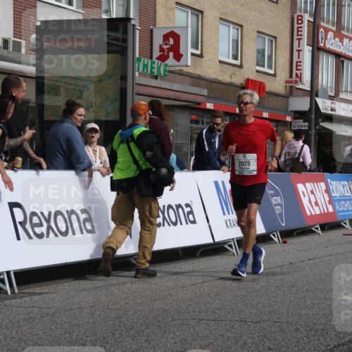 15.09.2024 - PSD Bank Halbmarathon Michael Strokosch http://msf.ph/oto/7078150 15.09.2024 12:19:41 Ziel 1613, 2025, 2903, 3394, 3436 meine-sportfotos.de