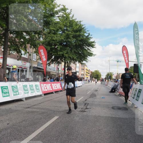 15.09.2024 - PSD Bank Halbmarathon Miley Keyser http://msf.ph/oto/7078158 15.09.2024 12:39:21 Ziel 2523, 2954, 3367 meine-sportfotos.de