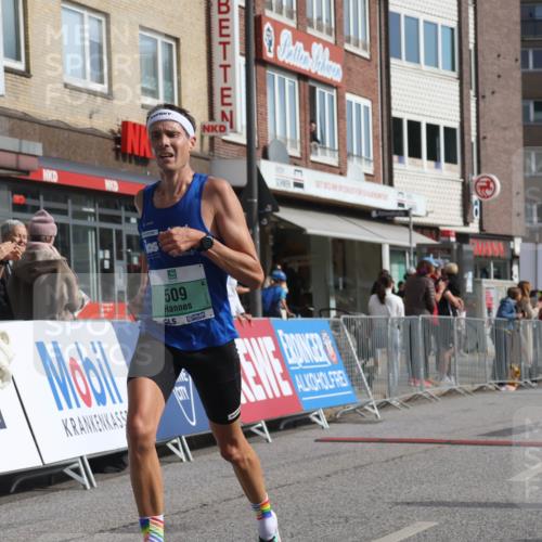 15.09.2024 - PSD Bank Halbmarathon Michael Strokosch http://msf.ph/oto/7078165 15.09.2024 11:12:28 Ziel 498, 509, 526, 528, 534, 838, 841 meine-sportfotos.de