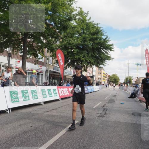15.09.2024 - PSD Bank Halbmarathon Miley Keyser http://msf.ph/oto/7078177 15.09.2024 12:39:21 Ziel 2523, 2954, 3367 meine-sportfotos.de