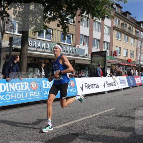15.09.2024 - PSD Bank Halbmarathon Michael Strokosch http://msf.ph/oto/7078178 15.09.2024 11:12:28 Ziel 498, 509, 526, 528, 534, 838, 841 meine-sportfotos.de