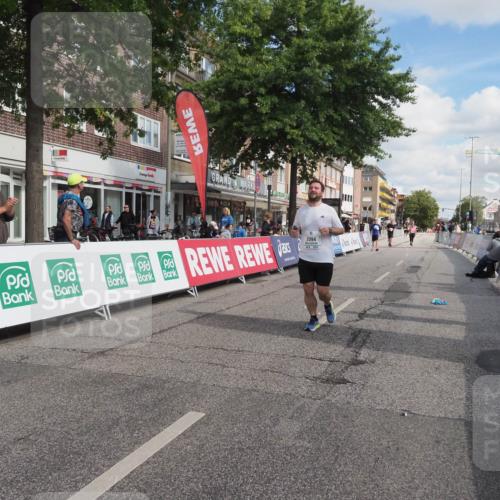 15.09.2024 - PSD Bank Halbmarathon Miley Keyser http://msf.ph/oto/7078189 15.09.2024 12:39:35 Ziel 2094, 2523, 2954 meine-sportfotos.de