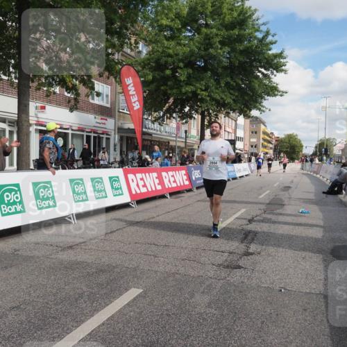 15.09.2024 - PSD Bank Halbmarathon Miley Keyser http://msf.ph/oto/7078193 15.09.2024 12:39:35 Ziel 2094, 2523, 2954 meine-sportfotos.de
