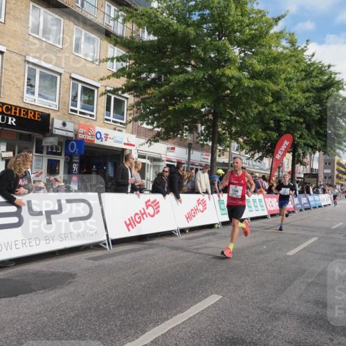 15.09.2024 - PSD Bank Halbmarathon Miley Keyser http://msf.ph/oto/7078200 15.09.2024 11:36:00 Ziel 438, 1109, 1120, 1194, 1231, 1394, 1399, 2690 meine-sportfotos.de