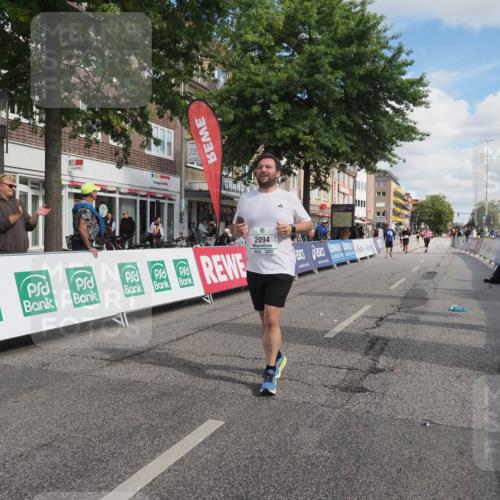 15.09.2024 - PSD Bank Halbmarathon Miley Keyser http://msf.ph/oto/7078206 15.09.2024 12:39:36 Ziel 2094, 2523, 2954 meine-sportfotos.de
