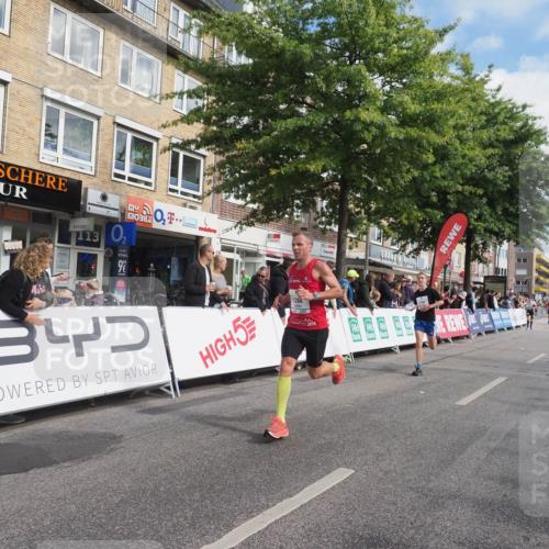 15.09.2024 - PSD Bank Halbmarathon Miley Keyser http://msf.ph/oto/7078213 15.09.2024 11:36:00 Ziel 438, 1109, 1120, 1194, 1231, 1394, 1399, 2690 meine-sportfotos.de