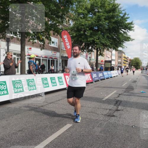 15.09.2024 - PSD Bank Halbmarathon Miley Keyser http://msf.ph/oto/7078216 15.09.2024 12:39:36 Ziel 2094, 2523, 2954 meine-sportfotos.de