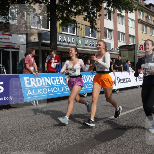 15.09.2024 - PSD Bank Halbmarathon Michael Strokosch http://msf.ph/oto/7078225 15.09.2024 12:19:46 Ziel 2025, 2903, 3394, 3436 meine-sportfotos.de