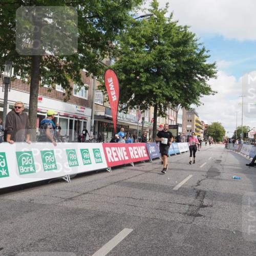 15.09.2024 - PSD Bank Halbmarathon Miley Keyser http://msf.ph/oto/7078235 15.09.2024 12:39:44 Ziel 2094, 2137, 3297 meine-sportfotos.de