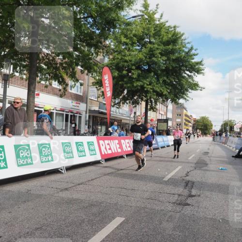 15.09.2024 - PSD Bank Halbmarathon Miley Keyser http://msf.ph/oto/7078248 15.09.2024 12:39:45 Ziel 2094, 2137, 3297 meine-sportfotos.de