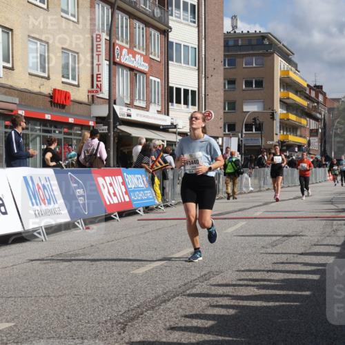 15.09.2024 - PSD Bank Halbmarathon Michael Strokosch http://msf.ph/oto/7078249 15.09.2024 12:19:56 Ziel 2739, 2903, 3085, 3394, 3436, 3440 meine-sportfotos.de