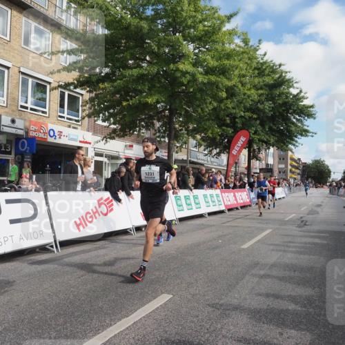 15.09.2024 - PSD Bank Halbmarathon Miley Keyser http://msf.ph/oto/7078265 15.09.2024 11:36:05 Ziel 438, 770, 1109, 1120, 1194, 1231, 1394, 1399 meine-sportfotos.de
