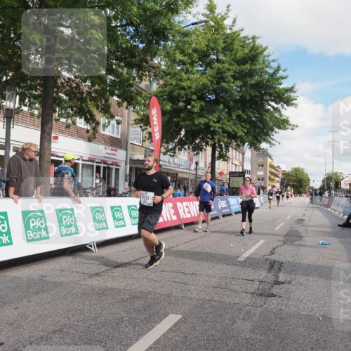 15.09.2024 - PSD Bank Halbmarathon Miley Keyser http://msf.ph/oto/7078267 15.09.2024 12:39:46 Ziel 2094, 2137, 3297 meine-sportfotos.de