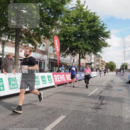 15.09.2024 - PSD Bank Halbmarathon Miley Keyser http://msf.ph/oto/7078279 15.09.2024 12:39:46 Ziel 2094, 2137, 3297 meine-sportfotos.de