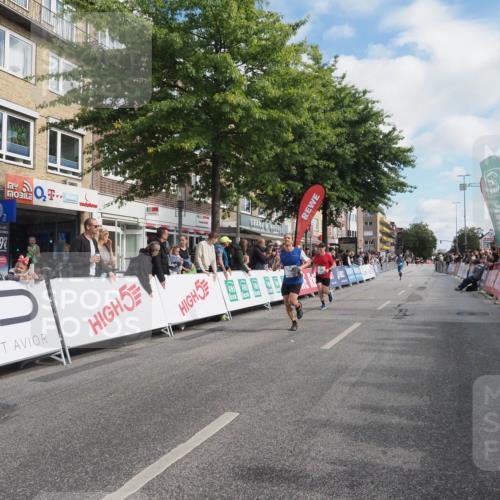 15.09.2024 - PSD Bank Halbmarathon Miley Keyser http://msf.ph/oto/7078286 15.09.2024 11:36:07 Ziel 438, 770, 1109, 1194, 1231, 1394, 1399 meine-sportfotos.de