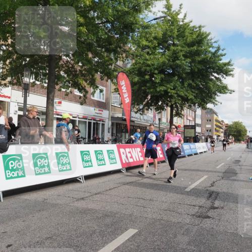 15.09.2024 - PSD Bank Halbmarathon Miley Keyser http://msf.ph/oto/7078293 15.09.2024 12:39:47 Ziel 2094, 2125, 2137, 3297 meine-sportfotos.de