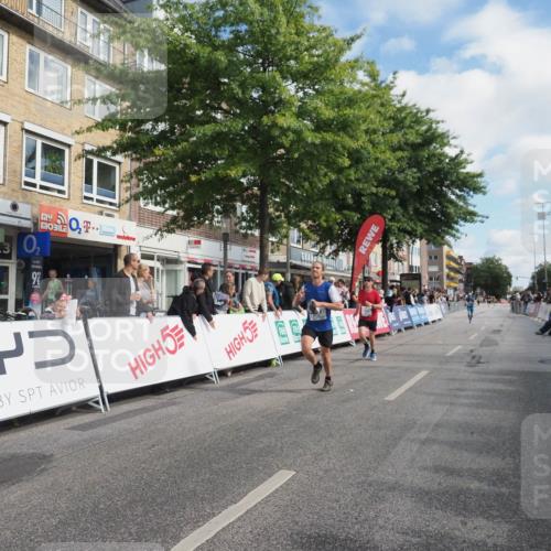 15.09.2024 - PSD Bank Halbmarathon Miley Keyser http://msf.ph/oto/7078301 15.09.2024 11:36:07 Ziel 438, 770, 1109, 1194, 1231, 1394, 1399 meine-sportfotos.de