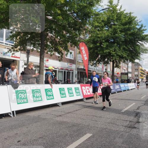 15.09.2024 - PSD Bank Halbmarathon Miley Keyser http://msf.ph/oto/7078302 15.09.2024 12:39:47 Ziel 2094, 2125, 2137, 3297 meine-sportfotos.de