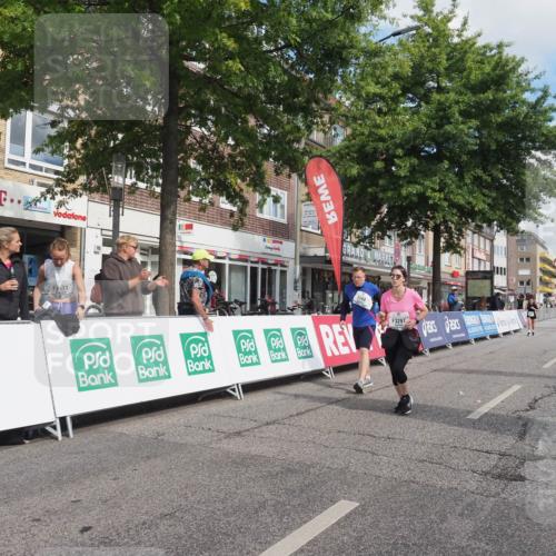 15.09.2024 - PSD Bank Halbmarathon Miley Keyser http://msf.ph/oto/7078307 15.09.2024 12:39:47 Ziel 2094, 2125, 2137, 3297 meine-sportfotos.de