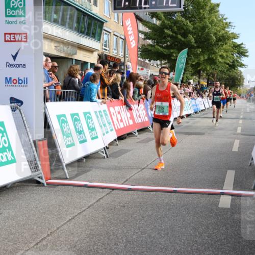 15.09.2024 - PSD Bank Halbmarathon Strokosch-Dieckow http://msf.ph/oto/7078319 15.09.2024 11:13:33 Ziel 553, 555, 556, 594 meine-sportfotos.de