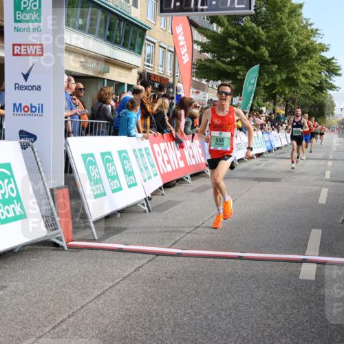 15.09.2024 - PSD Bank Halbmarathon Strokosch-Dieckow http://msf.ph/oto/7078337 15.09.2024 11:13:33 Ziel 553, 555, 556, 594 meine-sportfotos.de