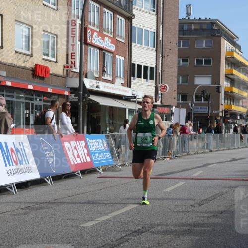 15.09.2024 - PSD Bank Halbmarathon Michael Strokosch http://msf.ph/oto/7078350 15.09.2024 11:12:47 Ziel 517, 554, 566 meine-sportfotos.de