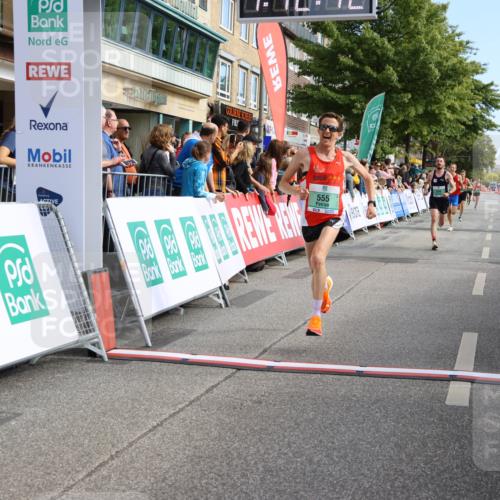 15.09.2024 - PSD Bank Halbmarathon Strokosch-Dieckow http://msf.ph/oto/7078353 15.09.2024 11:13:33 Ziel 553, 555, 556, 594 meine-sportfotos.de