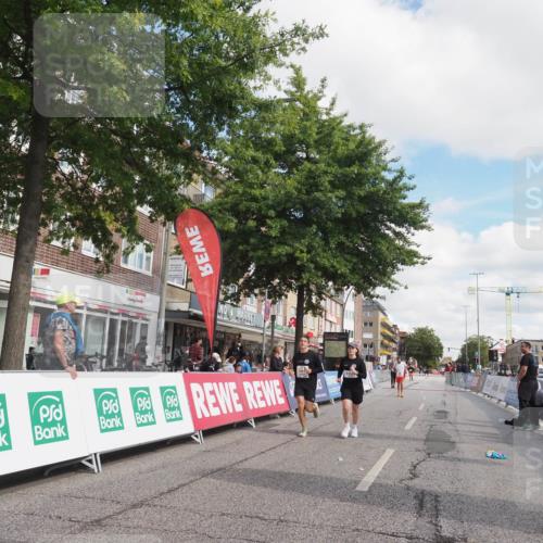 15.09.2024 - PSD Bank Halbmarathon Miley Keyser http://msf.ph/oto/7078361 15.09.2024 12:40:02 Ziel 2125, 2260, 2301, 3297, 3345, 3503 meine-sportfotos.de